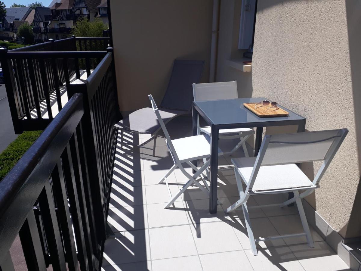 Charmante Villegiature A 150M De La Plage Cabourg Kültér fotó
